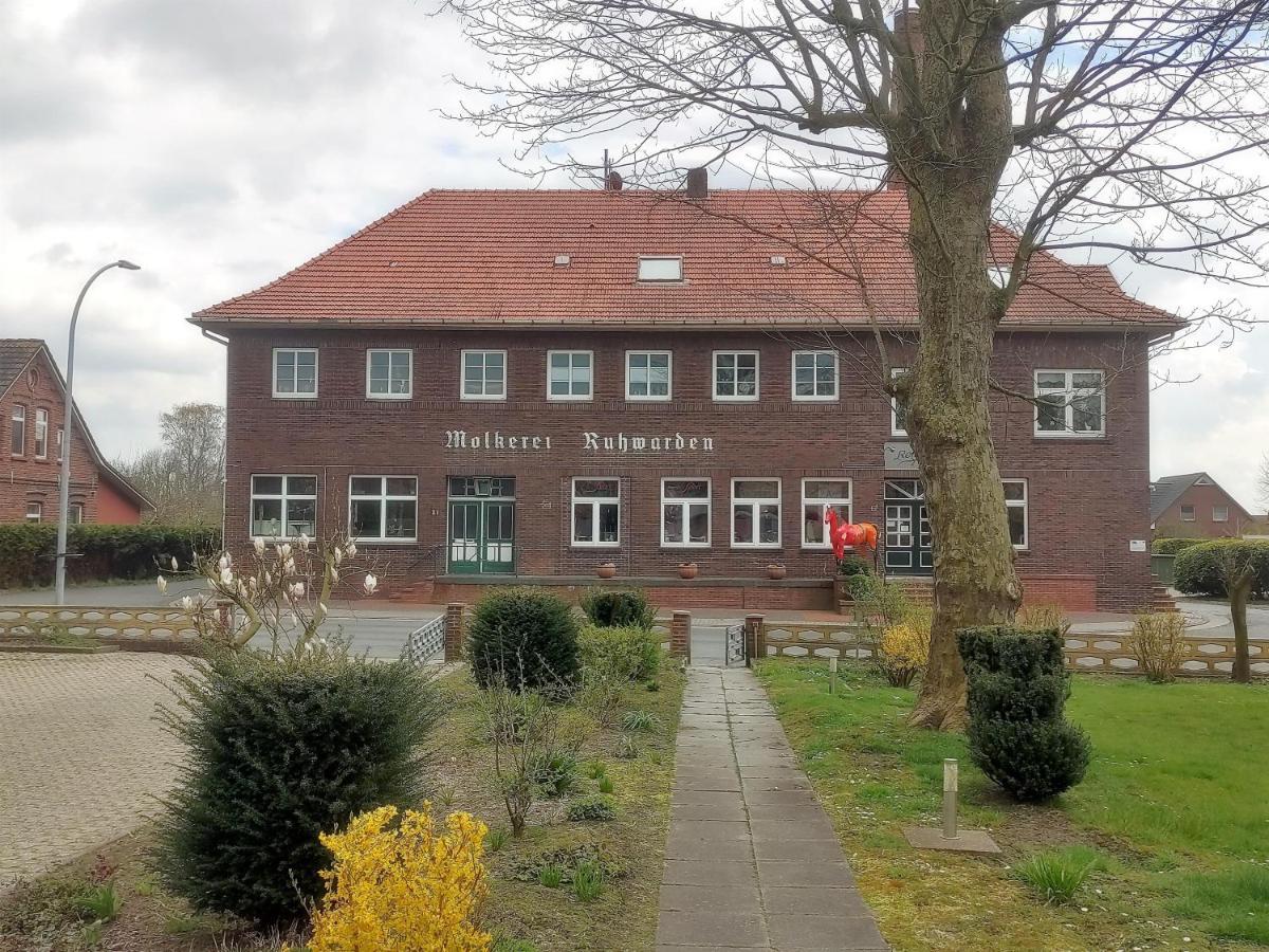 Ferienwohnung Alte Schule Ruhwarden Exterior foto